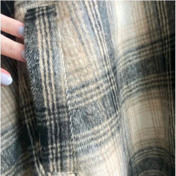 Blank NYC checked out plaid poncho cape jacket quarter zip vegan leather collar - Picture 12 of 16